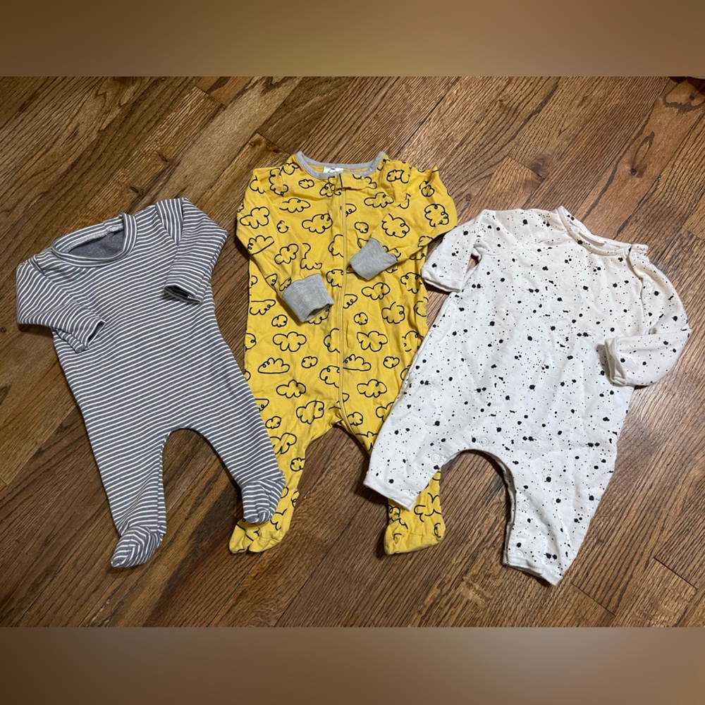 3 piece assorted baby bundle 0-3 months